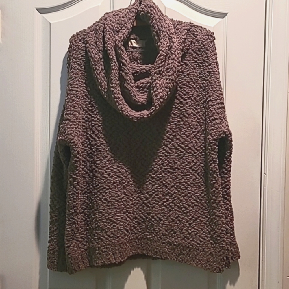 Altar'd State sweater Cozy Popcorn Texture with cowl neck.Small